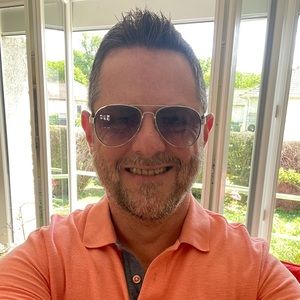 Meet your Posher, Philippe